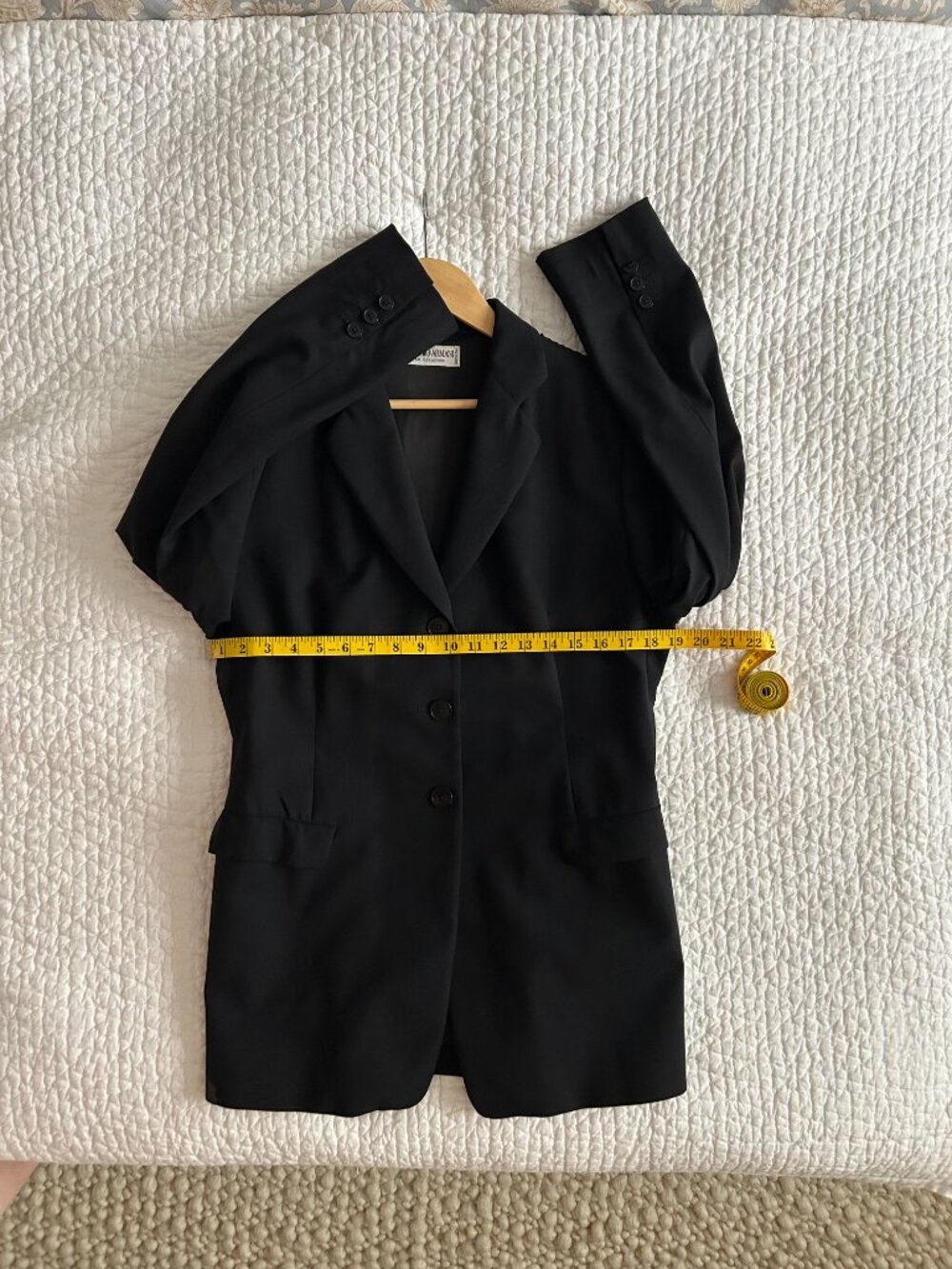Armani Collezioni classic black blazer - Picture 2 of 11